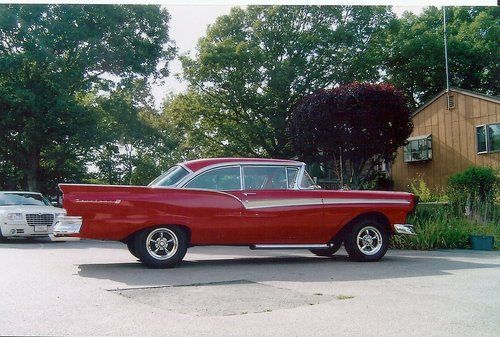 1957 ford fairlane 500