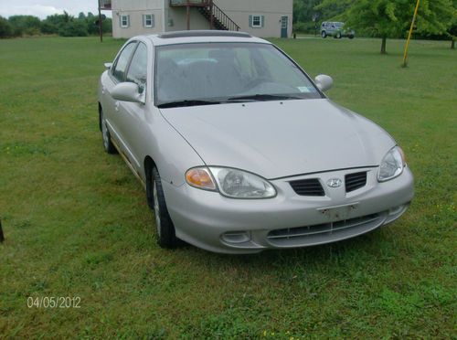 2000 hyundai elantra gls sedan 4-door 2.0l