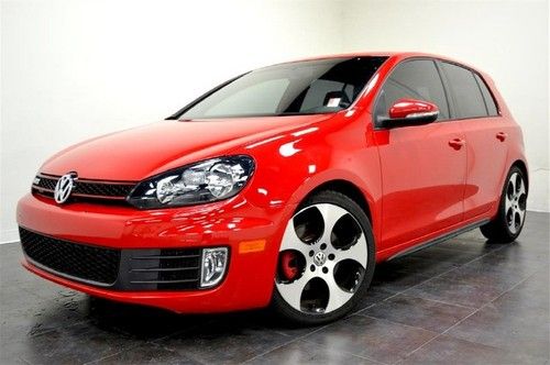 2012 volkswagen gti~sport~loaded~power roof~11k mi only~we finance!!