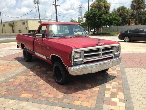 1989 dodge ram 100 318 ci v8 4 wheel drive good condition power steering brakes