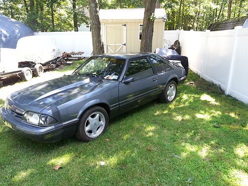 1987 Ford Mustang LX Hatchback 2-Door 5.0L, image 2