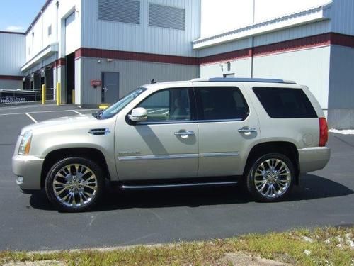 2012 cadillac escalade awd luxury