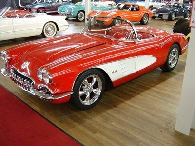 1960 convertible roman red w/ white coves