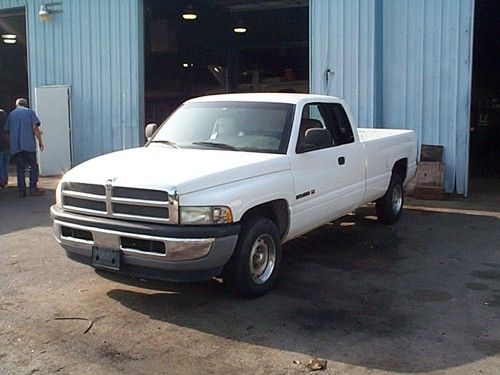 ***city surplus***  2001 dodge ram 1500 (4 door) quad cab st***no reserve***