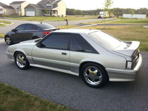 1993 ford mustang gt hatchback 5.0l supercharged cobra extras great condition