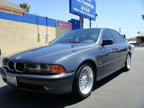 2000 bmw 528i base sedan 4-door 2.8l