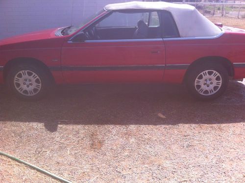 1993 chrysler lebaron base convertible 2-door 3.0l