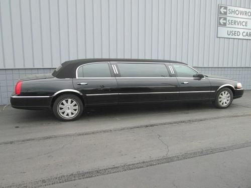 2003 lincoln executive 6 passenger limousine only 22,588  miles