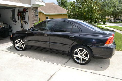 2006 volvo s60 t5 sedan 4-door 2.4l special edition - very low miles