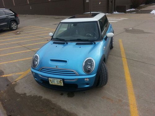 2003 mini cooper s hatchback 2-door 1.6l (supercharged)