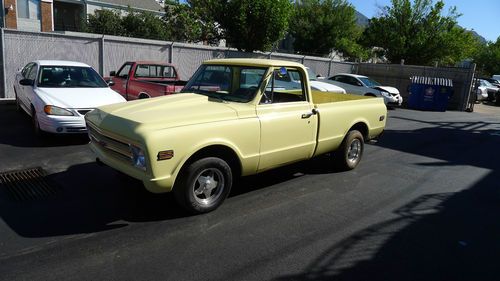 Beautifully restored 1968 chevy c-10