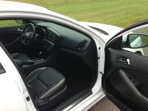 2012 Kia Optima SX Sedan 4-Door 2.0L, image 10