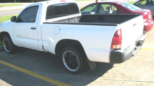 2007 toyota tacoma base standard cab pickup 2-door 2.7l