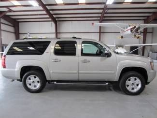 Z71 edition 2 owner leather htd navigation tv's dvd sunroof loaded extras clean