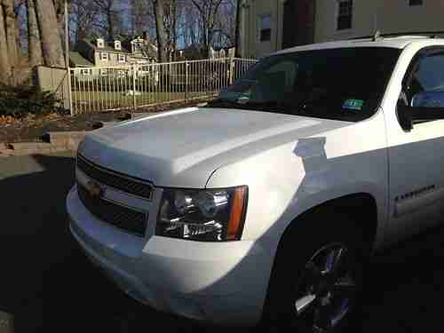 2007 chevy suburban Ltz ONLY 65K miles, US $28,000.00, image 4