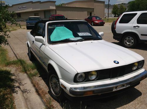1989 bmw 325i base convertible 2-door 2.5l