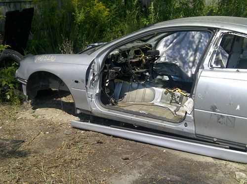 2006 pontiac gto base coupe 2-door 6.0l (rear clip)