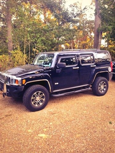 Reed robertson's 2007 black hummer h3