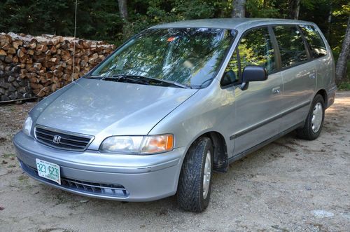 1998 honda odyssey lx mini passenger van 5-door 2.3l