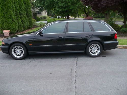 1999 bmw 528it wagon auto., rwd 133,500. nice shape