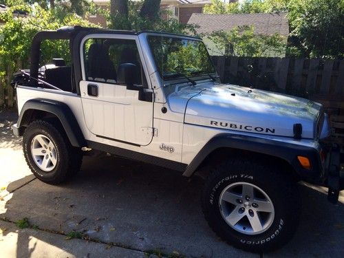 2004 jeep wrangler rubicon sport utility 2-door 4.0l very low reserve