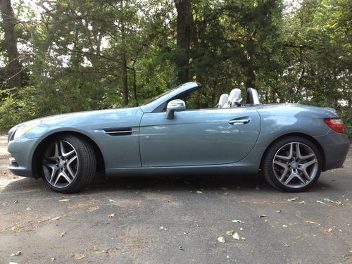 2012 mercedes slk350 like new one owner low miles