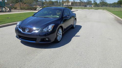2011 nissan altima 3.5 sr. only 24k miles. camera. bose. leather. free shipping