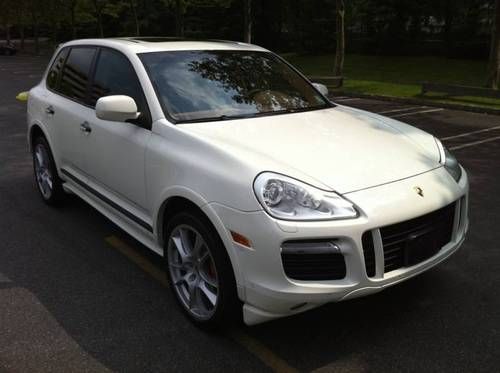 2008 porsche cayenne gts