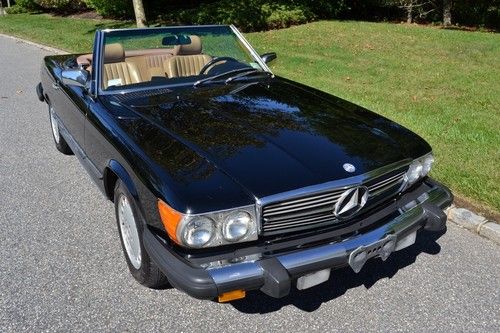 1989 mercedes 560sl with 111007 original miles.