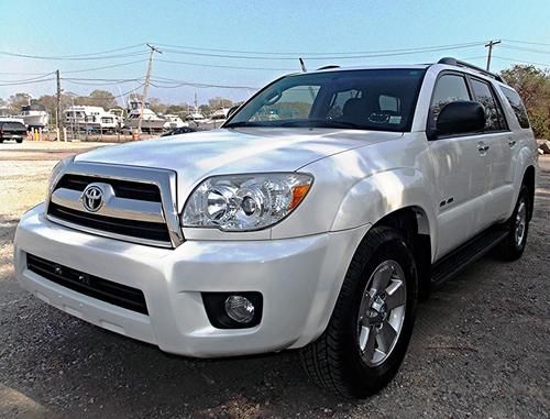 2006 toyota 4runner 4wd sr5 sport utility 4-door 4.0l only 63k miles one owner!