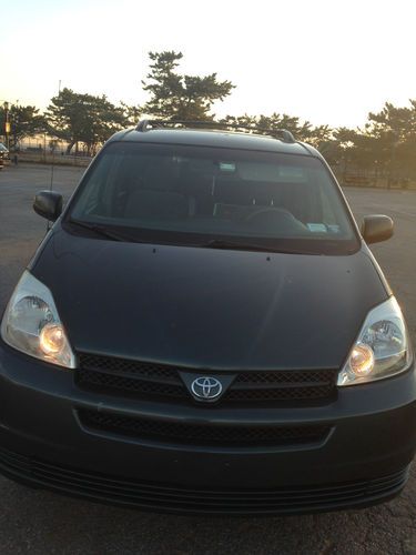 2004 toyota sienna