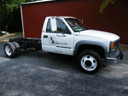 1 1/2 ton cab &amp; chassis super nice work / pulling truck haul anything no reserve