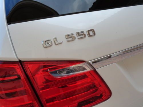 2013 MERCEDES BENZ GL550 AMG 4MATIC -ONLY 4,000 MILES! -MINT-LOADED MSRP $93,680, US $86,000.00, image 17