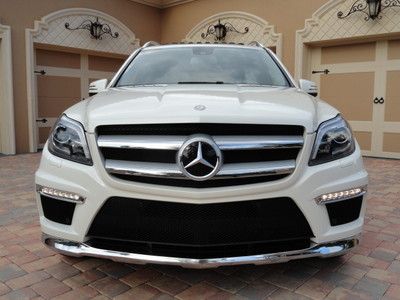 2013 MERCEDES BENZ GL550 AMG 4MATIC -ONLY 4,000 MILES! -MINT-LOADED MSRP $93,680, US $86,000.00, image 23