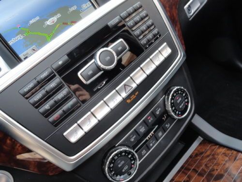 2013 MERCEDES BENZ GL550 AMG 4MATIC -ONLY 4,000 MILES! -MINT-LOADED MSRP $93,680, US $86,000.00, image 39