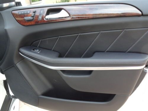 2013 MERCEDES BENZ GL550 AMG 4MATIC -ONLY 4,000 MILES! -MINT-LOADED MSRP $93,680, US $86,000.00, image 52