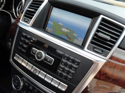 2013 MERCEDES BENZ GL550 AMG 4MATIC -ONLY 4,000 MILES! -MINT-LOADED MSRP $93,680, US $86,000.00, image 60