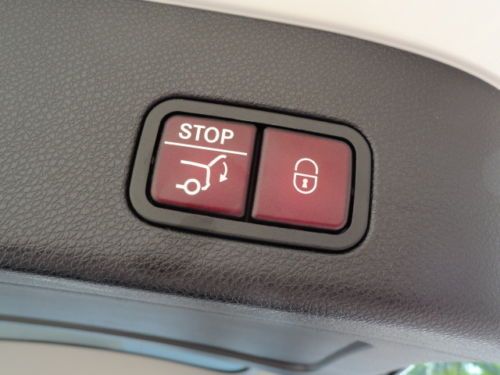 2013 MERCEDES BENZ GL550 AMG 4MATIC -ONLY 4,000 MILES! -MINT-LOADED MSRP $93,680, US $86,000.00, image 76