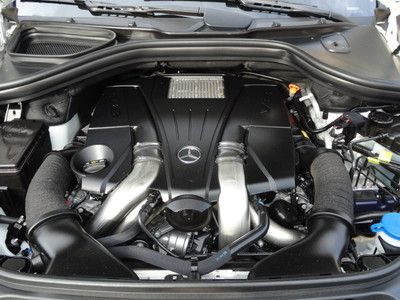 2013 MERCEDES BENZ GL550 AMG 4MATIC -ONLY 4,000 MILES! -MINT-LOADED MSRP $93,680, US $86,000.00, image 81