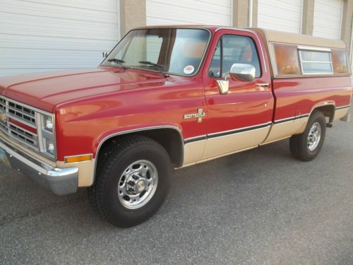 85 chevy 3/4 ton scottsdale pickup truck, low miles,very clean,2wd,tow camper