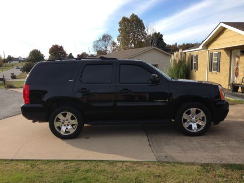 2007 gmc yukon slt black, dvd 3rd row  leather 4x4