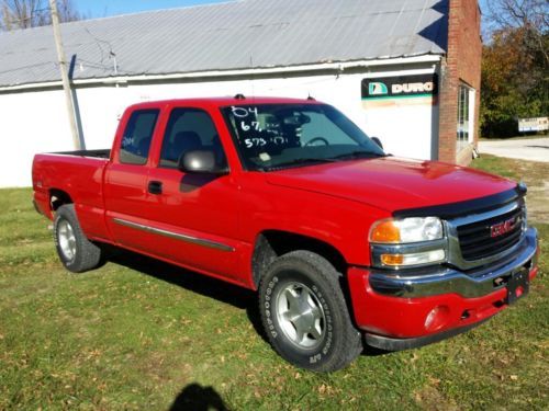 2004 gmc sierra 1500 sle extended cab pickup 4-door 5.3l