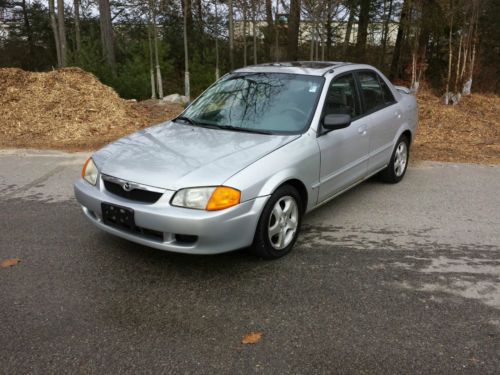 2000 mazda protege es sedan 4-door 1.8l