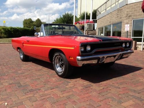 1970 plymouth roadrunner convertible 383 magnum &#034;air grabber&#034; hood, &#034;rotisserie&#034;