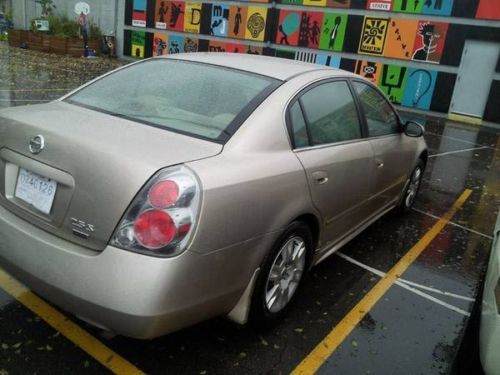 2006 nissan altima base sedan 4-door 2.5l