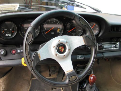 1983 Porsche 911 SC Convertible 2-Door 3.0L, image 18