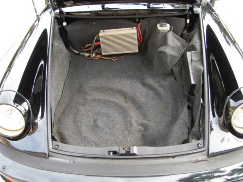 1983 Porsche 911 SC Convertible 2-Door 3.0L, image 21