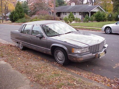 1993 cadillac fleetwood brougham sedan 4-door 5.7l