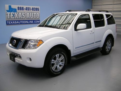 We finance!!!  2012 nissan pathfinder silver heated leather 10k miles texas auto