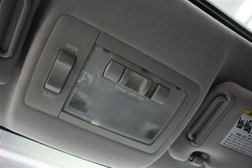 BASE 2.4L CD Front Wheel Drive Power Steering 4-Wheel Disc Brakes Sun/Moon Roof, image 33